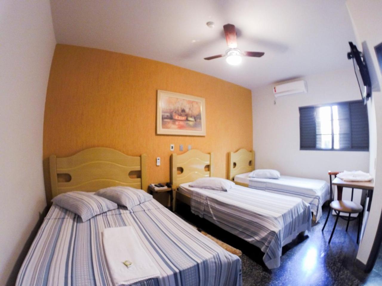 Hotel Graunas São Carlos エクステリア 写真